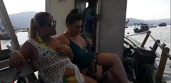  Caiu na net !!! Bastidores de um filme porno Brasileiro no barco !!!. ( Paty bumbum e Agatha Ludovino )